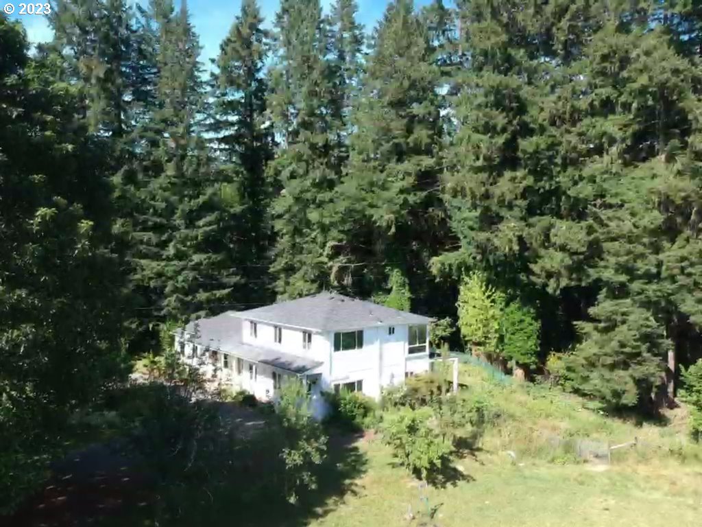 24880 Vaughn Road Veneta, OR 97487 - Photo 3 of 32 Gallery Image 3