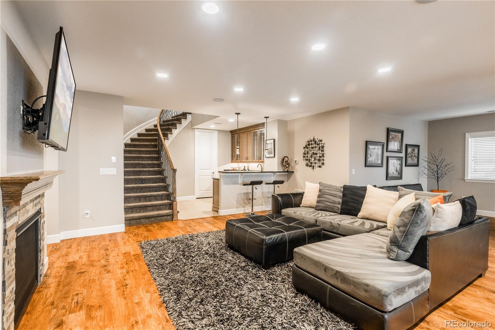 1025 Wildcrest Point Highlands Ranch, CO 80126 - Photo 20 of 39 Gallery Image 20