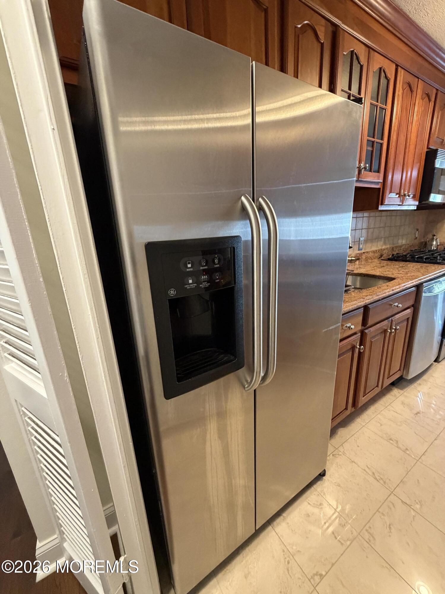 28 Riverside Avenue, Unit 7K Red Bank, NJ 07701 - Photo 26 of 58 Refrigerator