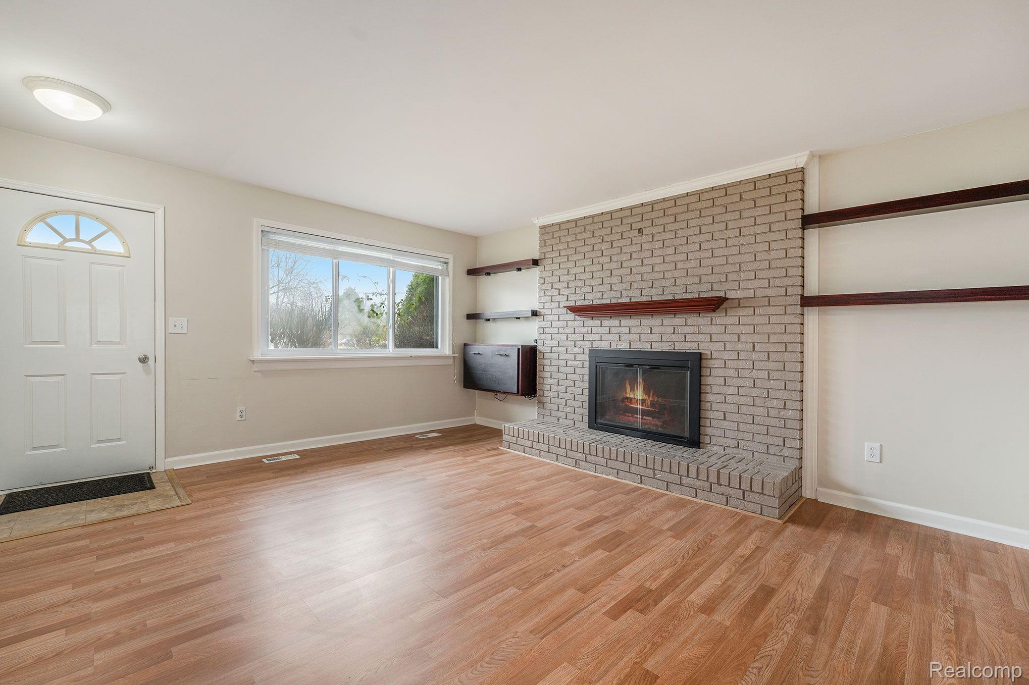 2476 Eastern Avenue Rochester, MI 48307 - Photo 9 of 22 Gallery Image 9