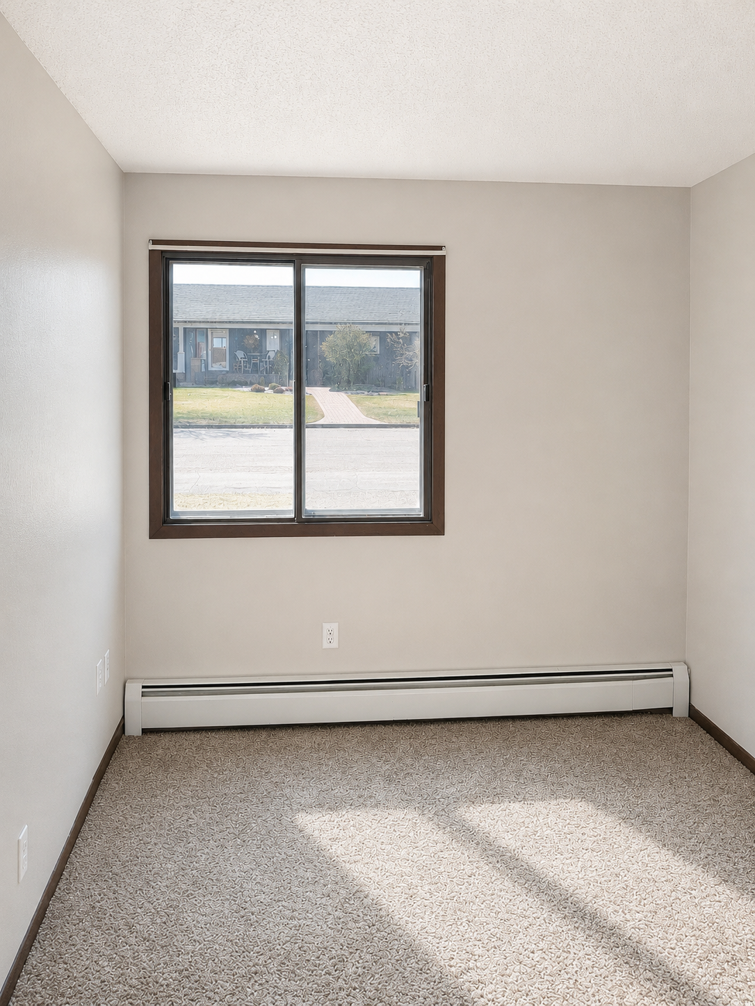 761 South 9th Street, Unit 2 Bird Island, MN 55310 - Photo 6 of 10