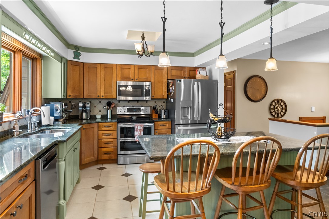 4456 Francis Road Fenner, NY 13035 - Photo 8 of 50 Eat-In