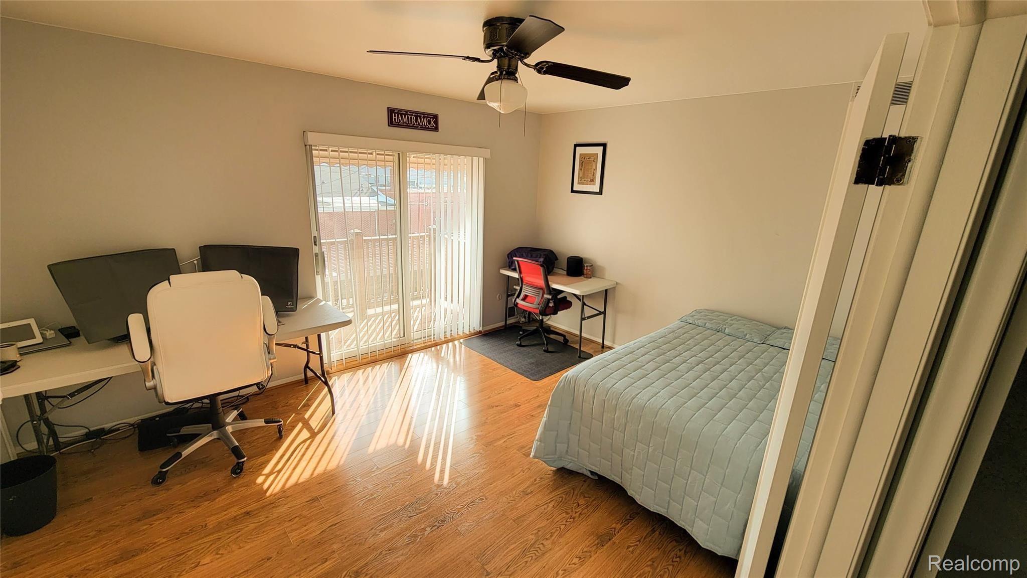 31093 Hoover Road Warren, MI 48093 - Photo 34 of 44 31093 Hoover-35.jpg