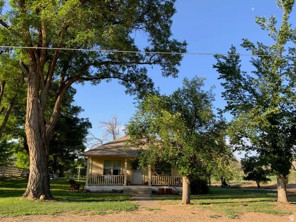 $365,000 | 85 West 300 South, Escalante, UT 84726