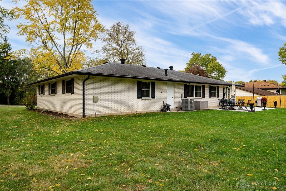 1565 Ambridge Road Dayton, OH 45459 - Photo 39 of 49 Gallery Image 39
