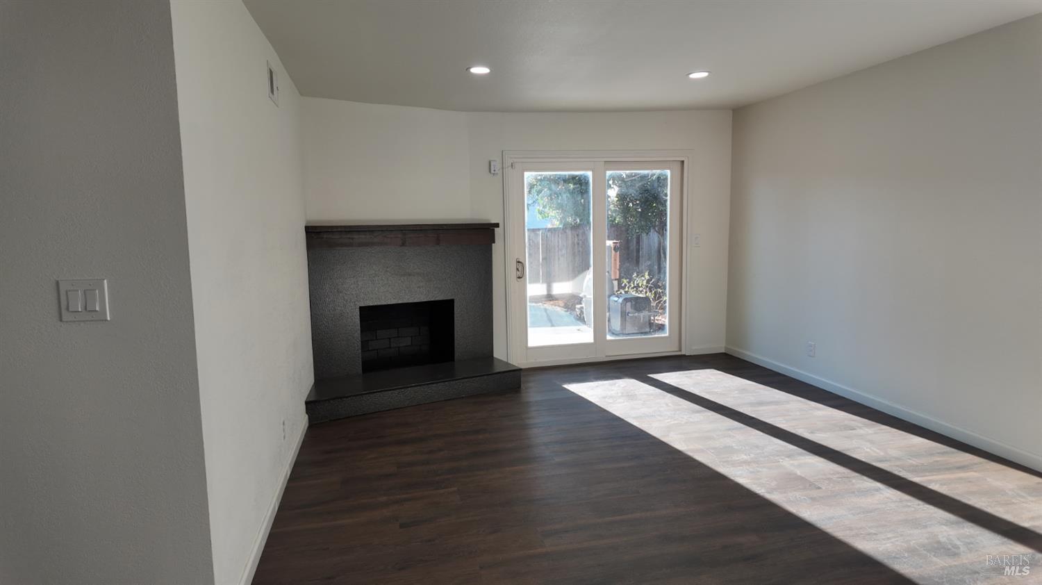 99 Rocca Drive Petaluma, CA 94952 - Photo 5 of 5 Gallery Image 5