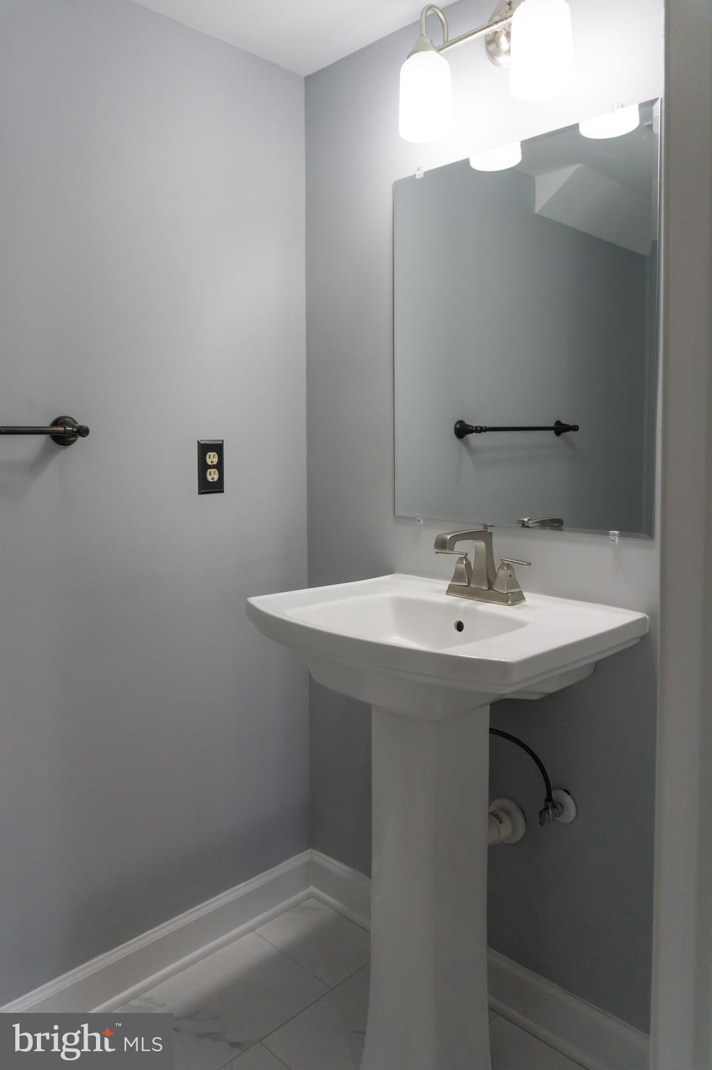 13640 Poplar Tree Road Chantilly, VA 20151 - Photo 30 of 85