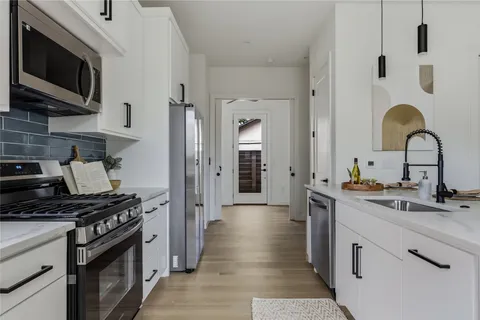 $500,000 | 6809 Porter Street, Unit 1, Austin, TX 78741