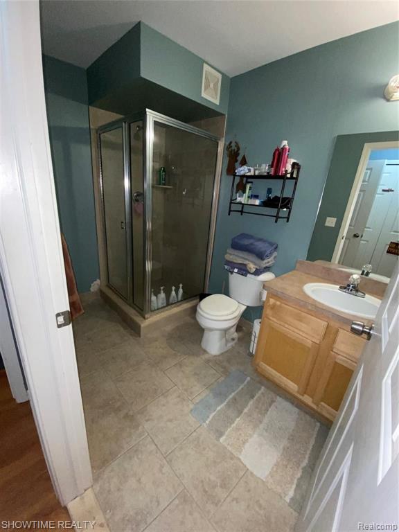 20618 Dunham Road Clinton Township, MI 48038 - Photo 11 of 20 Gallery Image 11