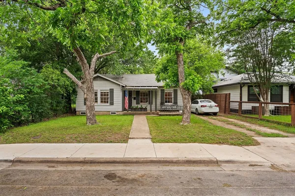 $2,800 | 5206 Duval Street, Austin, TX 78751