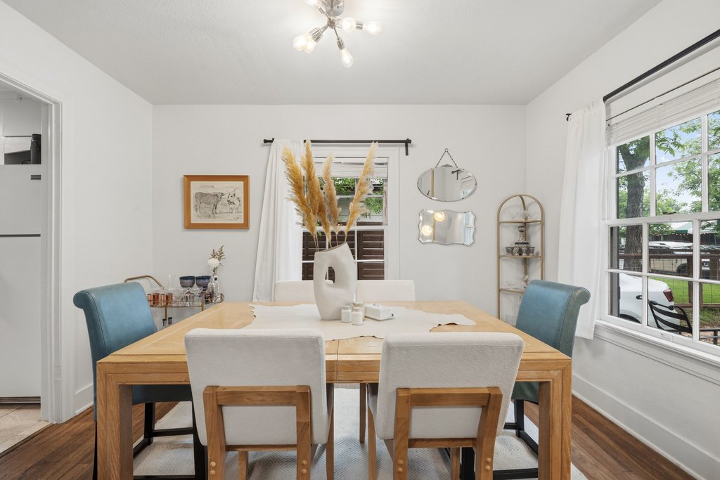 5206 Duval Street Austin, TX 78751 - Photo 11 of 36