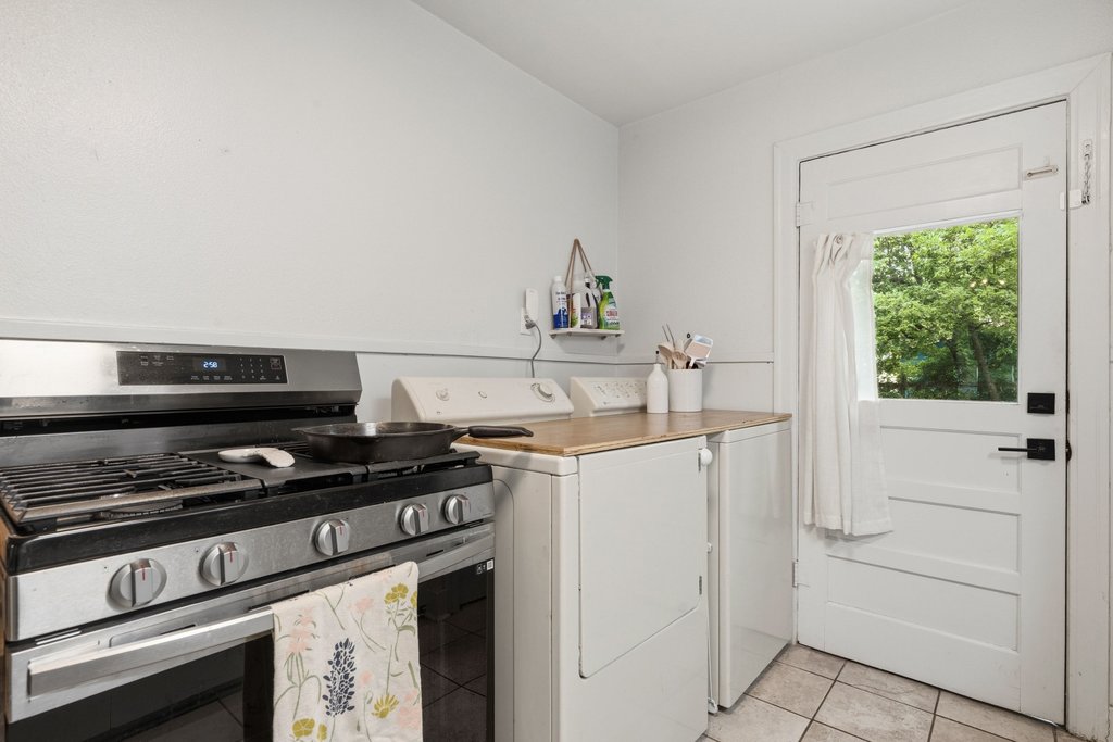 5206 Duval Street Austin, TX 78751 - Photo 25 of 36
