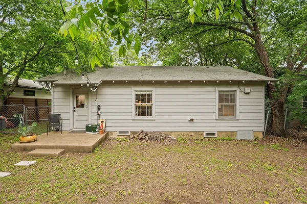 $2,800 | 5206 Duval Street, Austin, TX 78751
