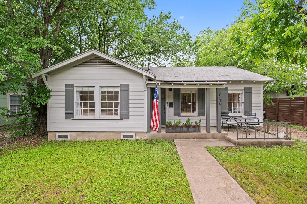 5206 Duval Street Austin, TX 78751 - Photo 33 of 36
