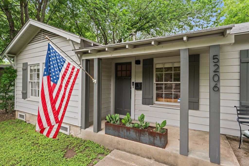 5206 Duval Street Austin, TX 78751 - Photo 35 of 36