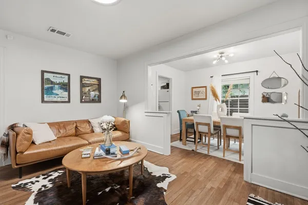 $2,800 | 5206 Duval Street, Austin, TX 78751