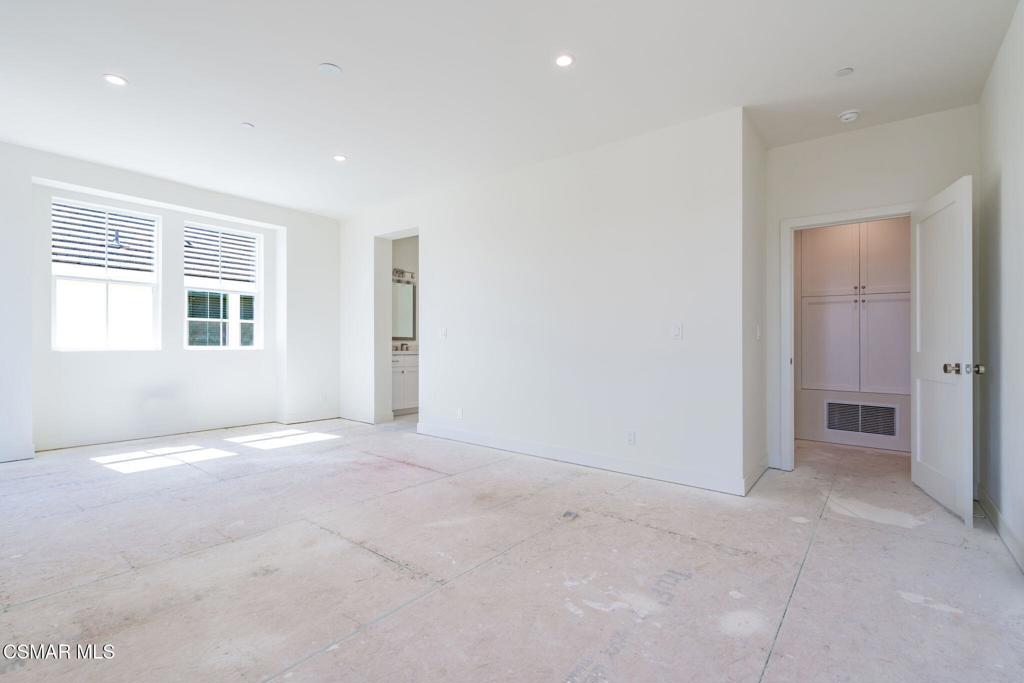 4699 Summit Avenue Simi Valley, CA 93063 - Photo 31 of 64