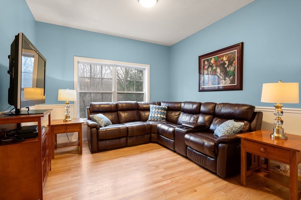 5 Robbins Road Foxboro, MA 02035 - Photo 5 of 25 Gallery Image 5
