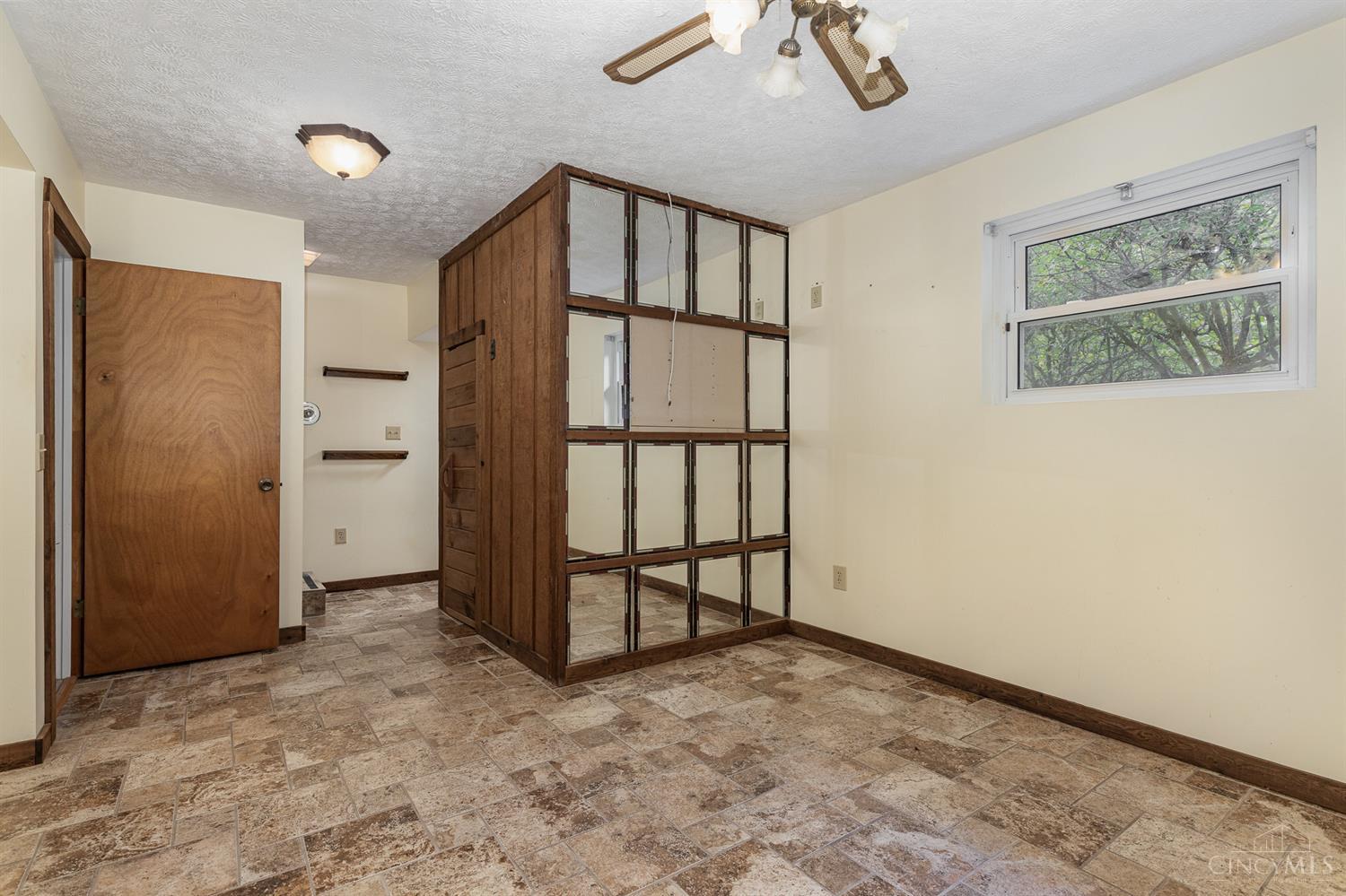 7033 Hopkins Road Maineville, OH 45039 - Photo 22 of 41