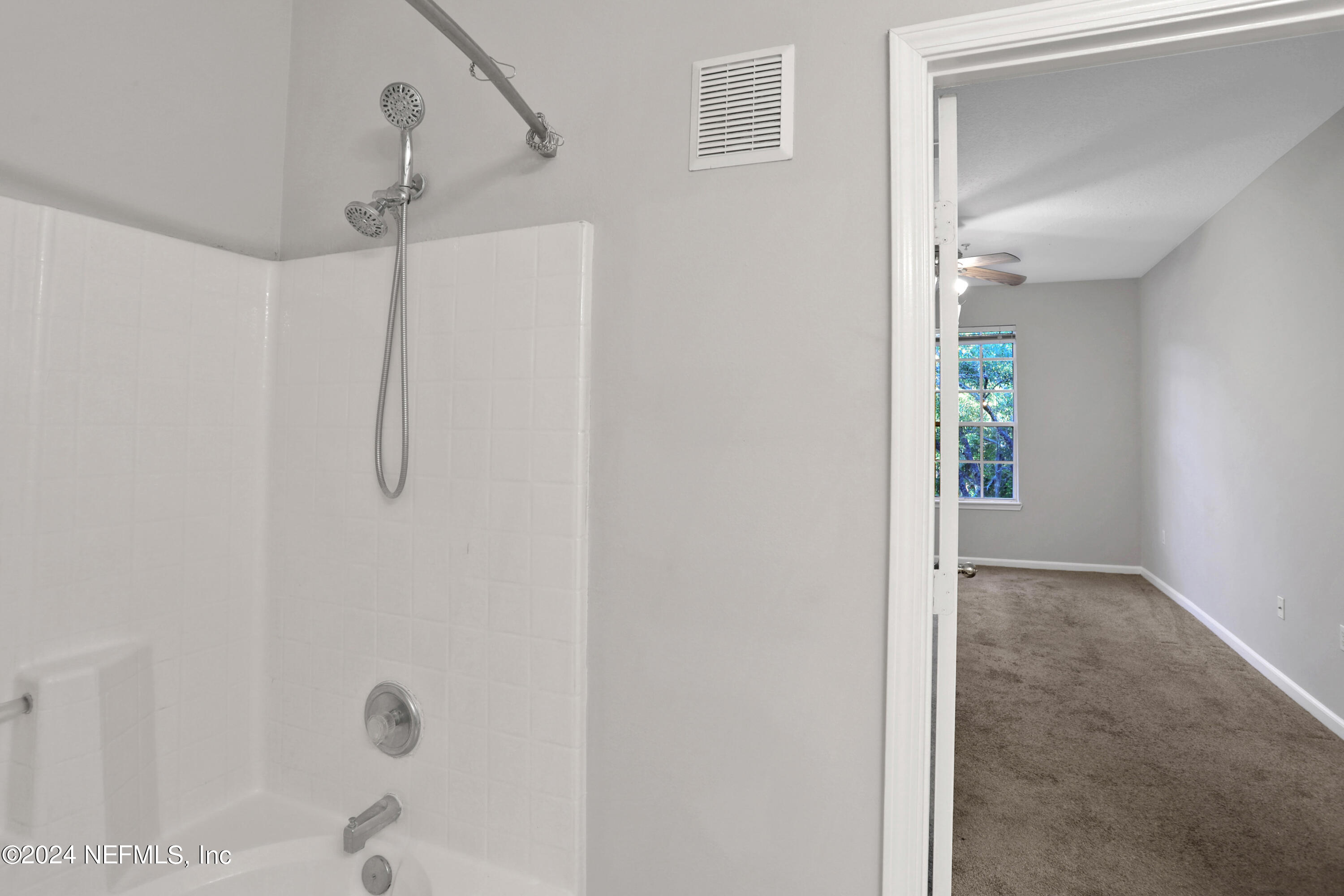 10550 Baymeadows Road, Unit 213 Jacksonville, FL 32256 - Photo 13 of 26 1R4A7135 - Copy