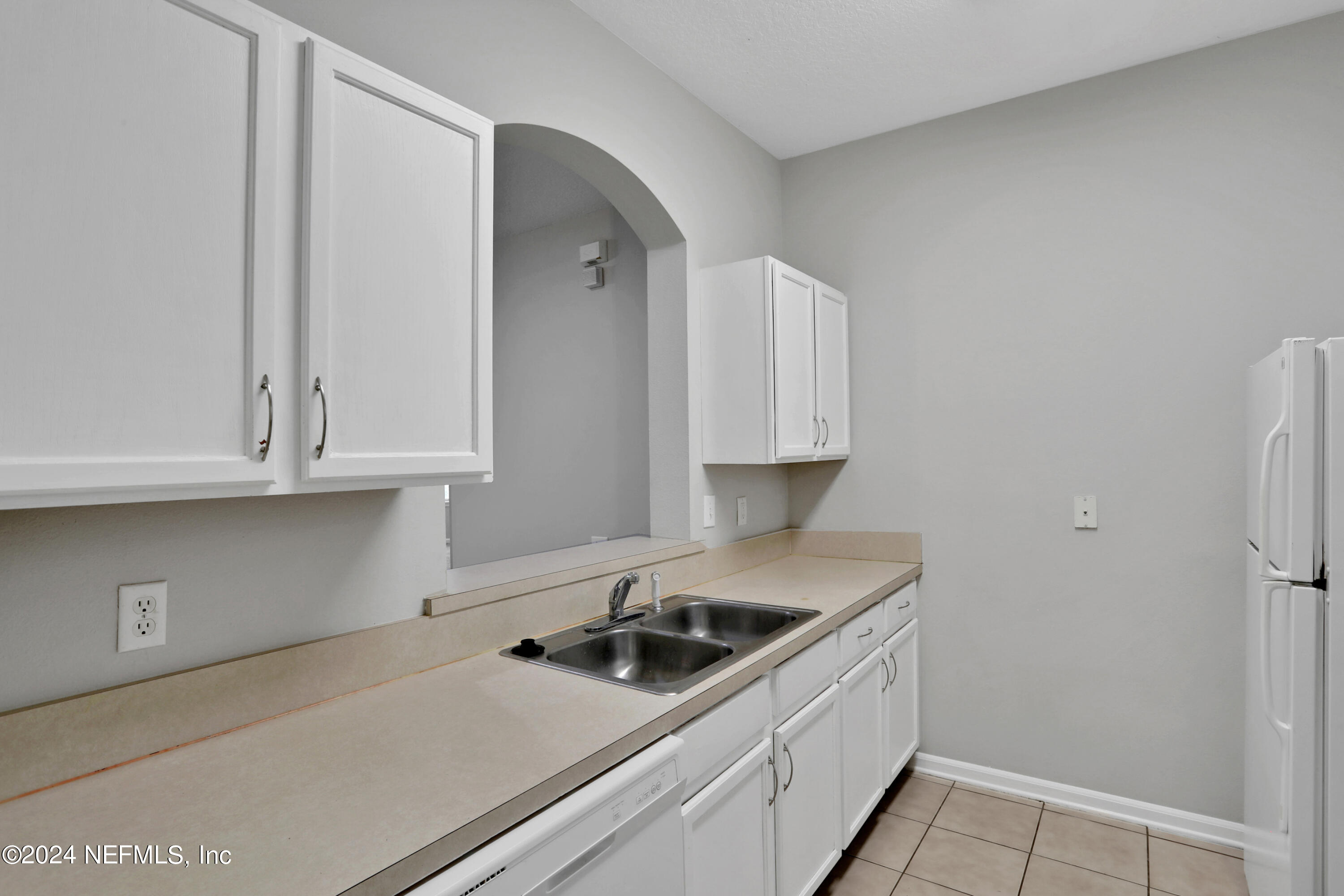 10550 Baymeadows Road, Unit 213 Jacksonville, FL 32256 - Photo 4 of 26 1R4A7099 - Copy