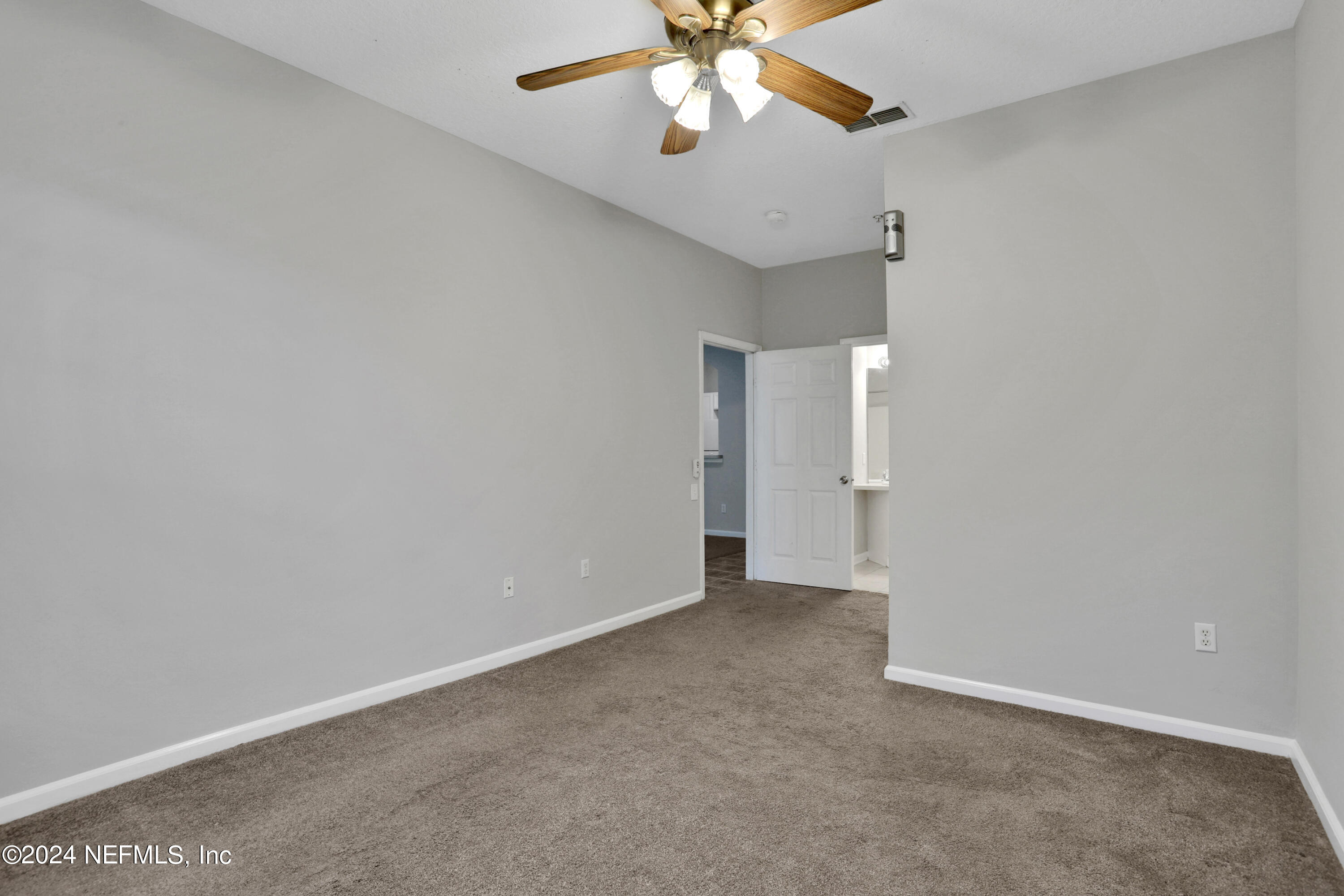 10550 Baymeadows Road, Unit 213 Jacksonville, FL 32256 - Photo 10 of 26 1R4A7123 - Copy
