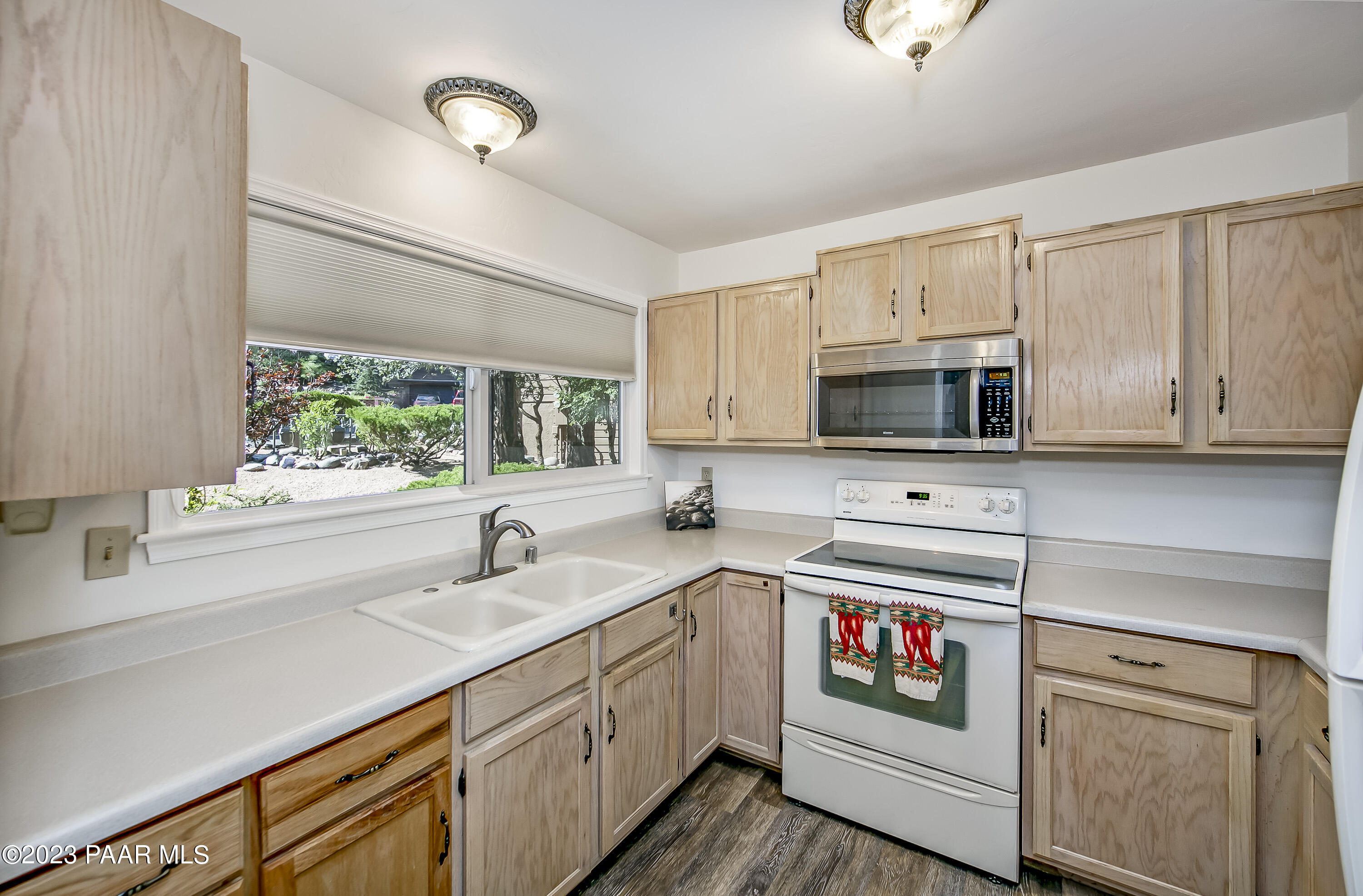926 Old Stage Road, Unit A2 Prescott, AZ 86303 - Photo 9 of 20 010_Kitchen