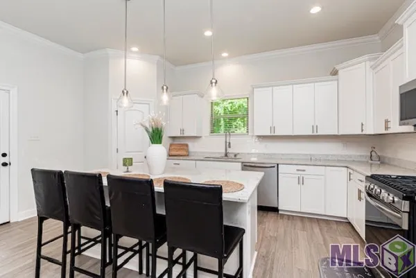 $355,000 | 18955 Corlis Grn Drive, Zachary, LA 70791