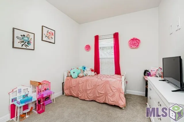 $355,000 | 18955 Corlis Grn Drive, Zachary, LA 70791