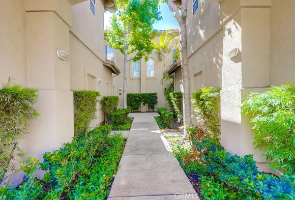 $4,250 | 54 Waxwing Lane, Aliso Viejo, CA 92656