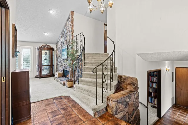 $2,100,000 | 11900 Old Coach Road, Gilroy, CA 95020