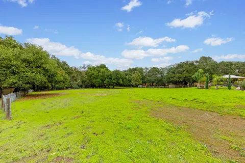 $2,100,000 | 11900 Old Coach Road, Gilroy, CA 95020