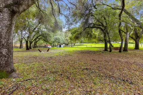 $2,100,000 | 11900 Old Coach Road, Gilroy, CA 95020