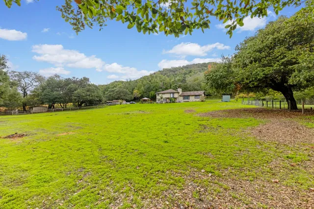 $2,100,000 | 11900 Old Coach Road, Gilroy, CA 95020