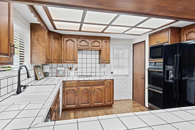 $2,100,000 | 11900 Old Coach Road, Gilroy, CA 95020