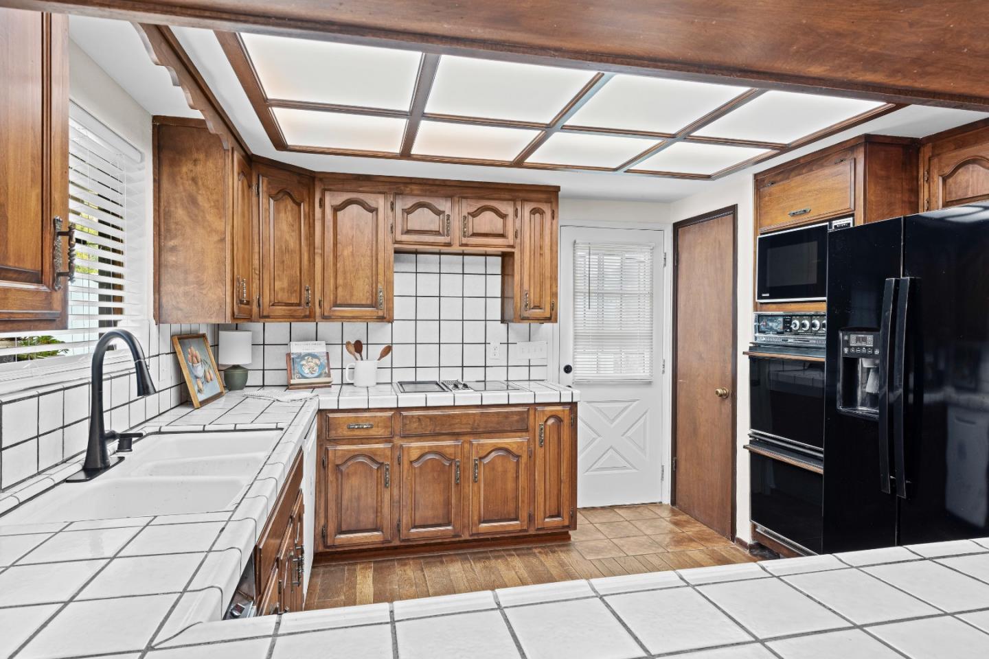 11900 Old Coach Road Gilroy, CA 95020 - Photo 9 of 63