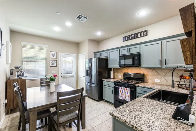 $284,900 | 2880 Donnell Drive, Unit 503, Round Rock, TX 78664