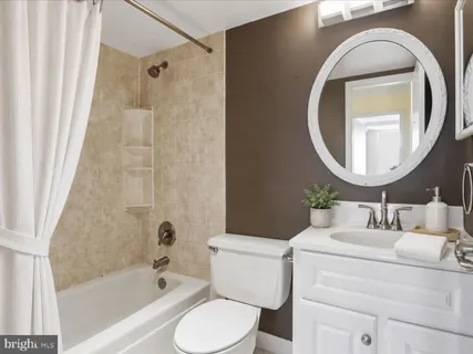 $315,000 | 301 North Beauregard Street, Unit 1216, Alexandria, VA 22312