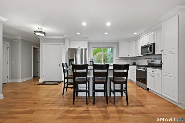 $635,000 | 446 Hammerstone Lane, Unit B, Stratford, CT 06614