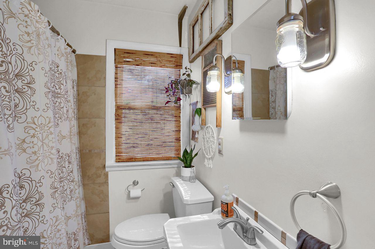 710 Hammond Road York, PA 17406 - Photo 20 of 36 Gallery Image 20