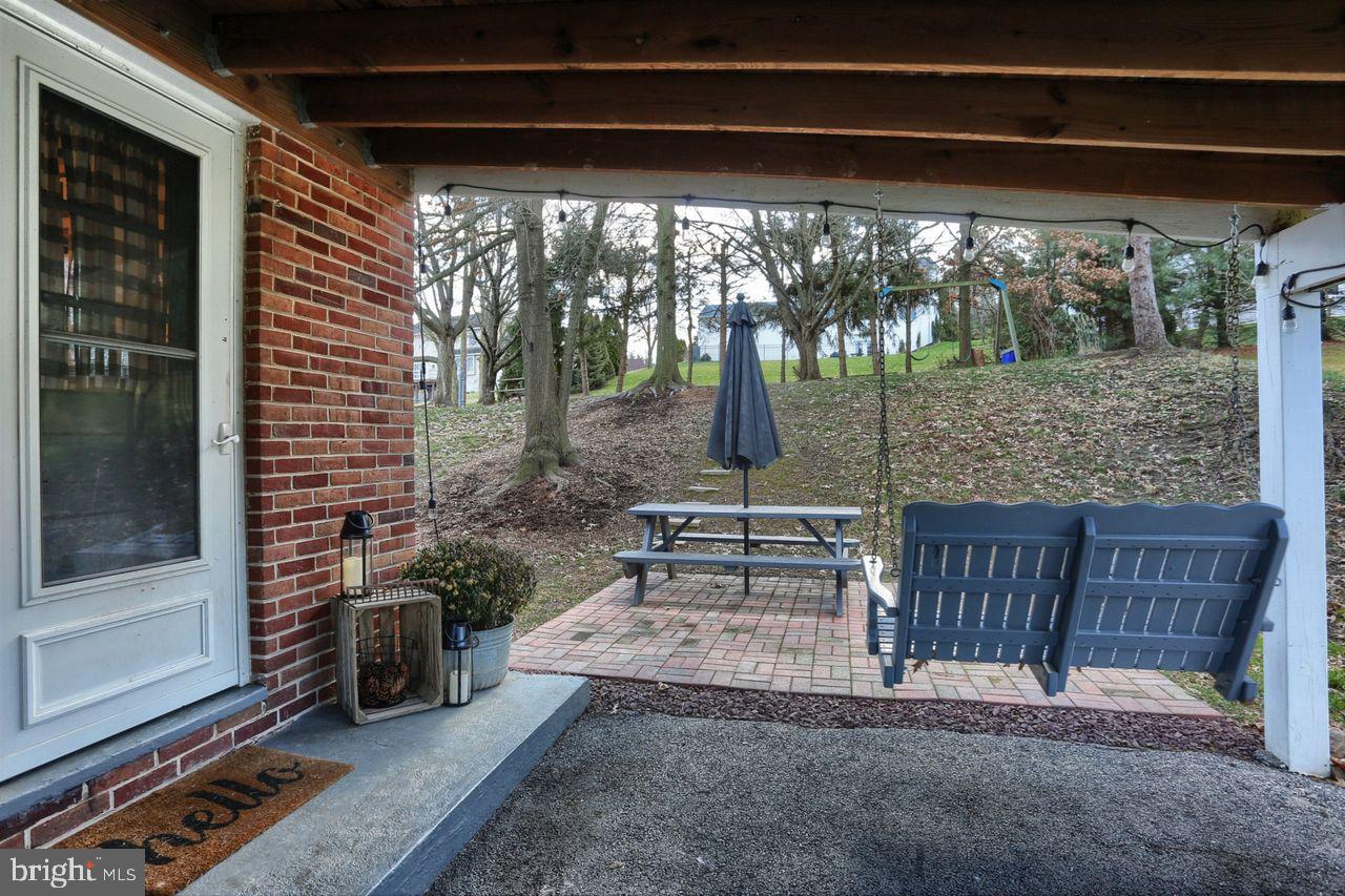 710 Hammond Road York, PA 17406 - Photo 4 of 36 Gallery Image 4