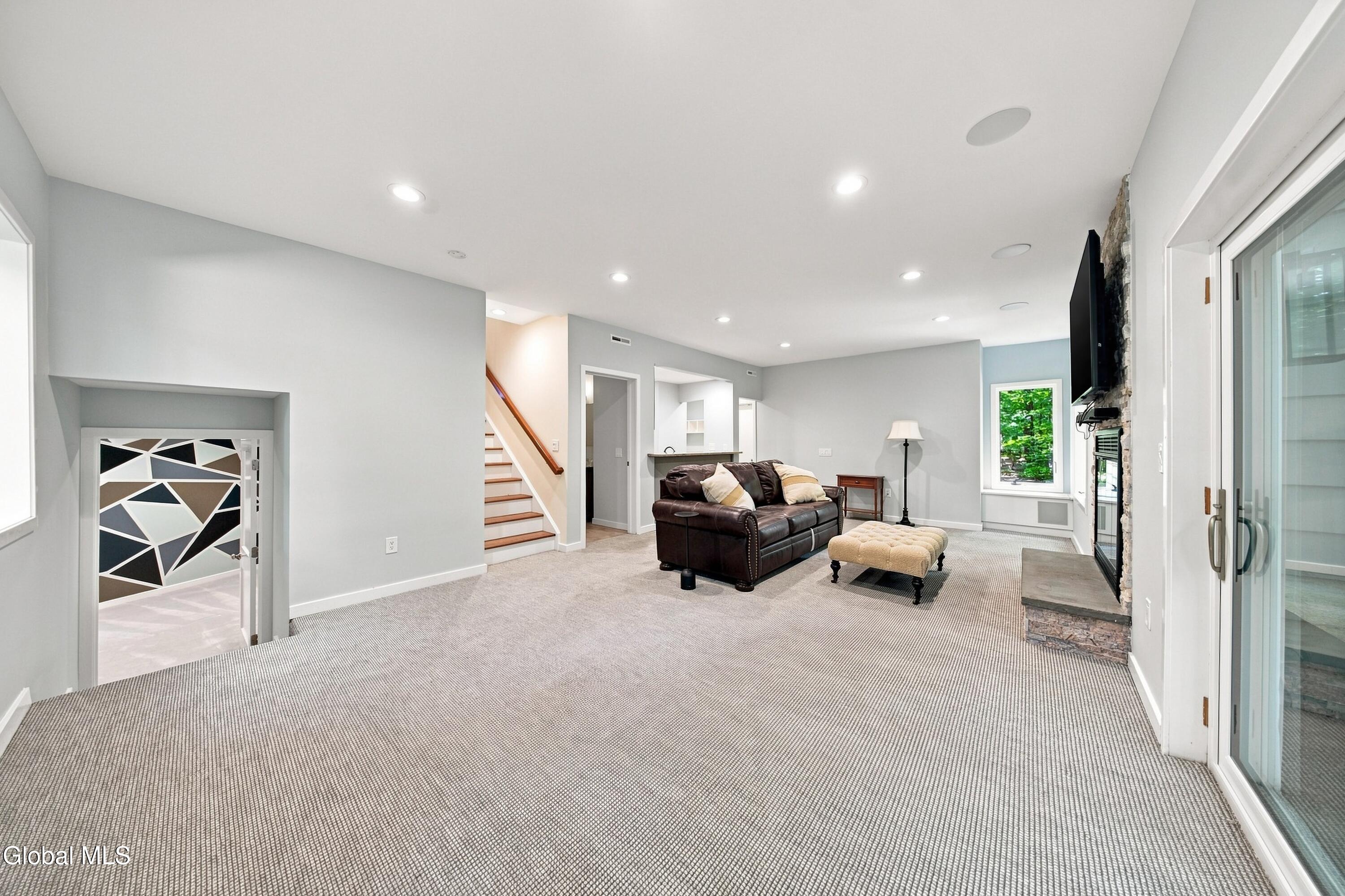 7 Hills Road Colonie, NY 12211 - Photo 42 of 83 56