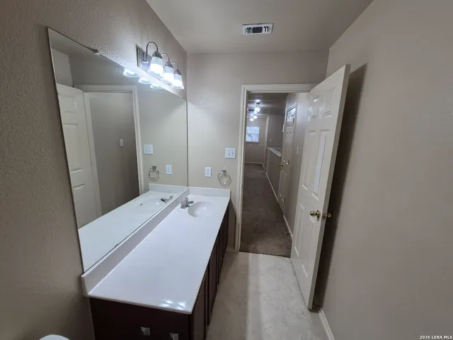 $1,995 | 3338 Whisper Manor, Schertz, TX 78108