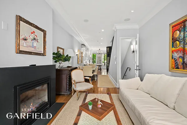 $24,500 | 320 East 55th Street | Sutton Place