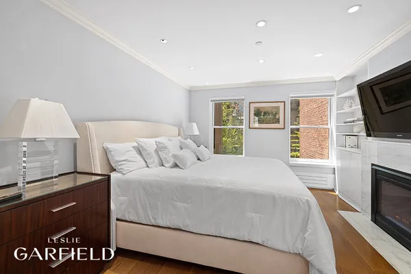 $24,500 | 320 East 55th Street | Sutton Place