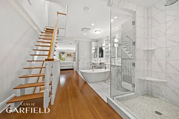 $24,500 | 320 East 55th Street | Sutton Place