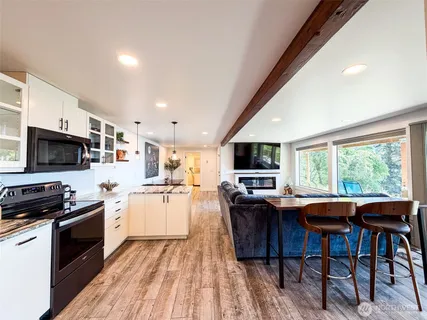 $1,450,000 | 372 Cascade Way, Orcas Island, WA 98245