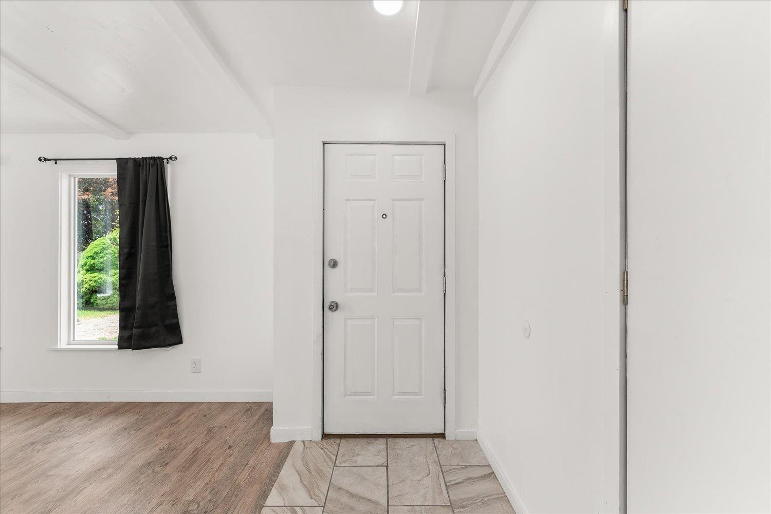 2818 North Joel Road Spokane Valley, WA 99027 - Photo 4 of 36
