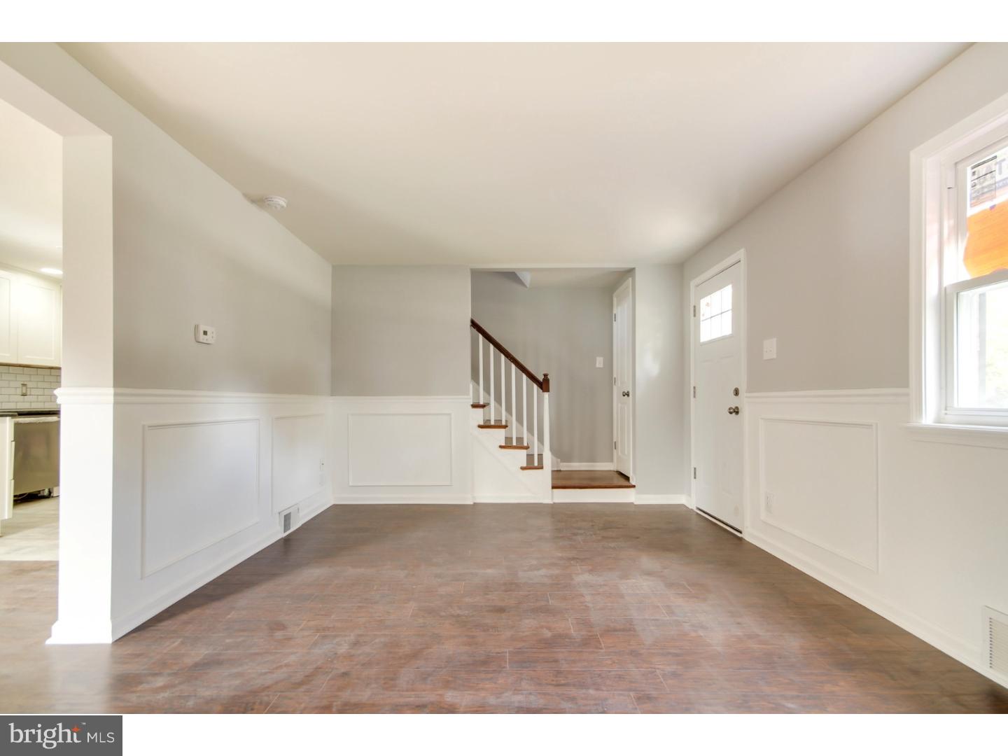 307 Willow Road Oreland, PA 19075 - Photo 2 of 25 Family Room