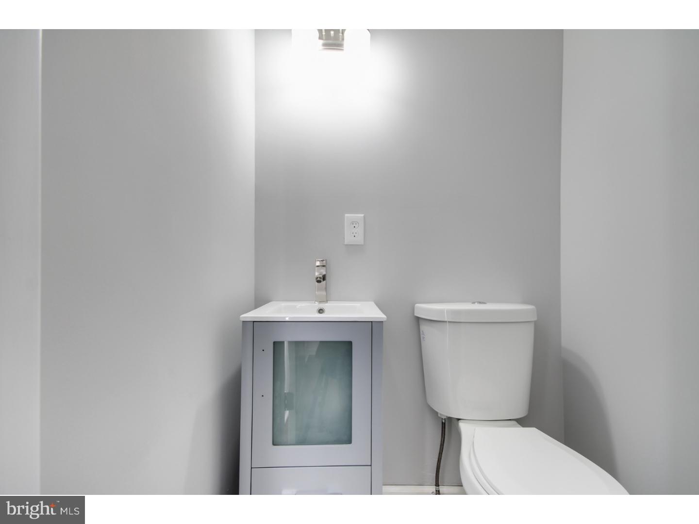 307 Willow Road Oreland, PA 19075 - Photo 12 of 25 Bathroom